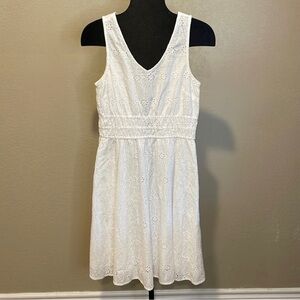 Nicole Miller New York Dress Sleeveless White Eyelet Cotton Size S Beach Travel